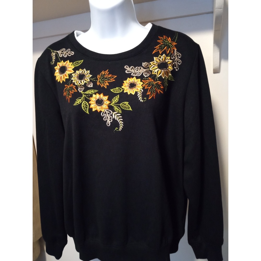 Alfred Dunner Petite Black Sunflower Leaf‎ Embroidered Sweatshirt PM